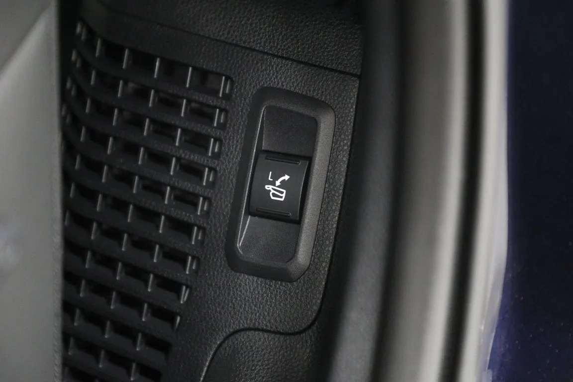 2026 Toyota Sequoia SR5 - Photo 59