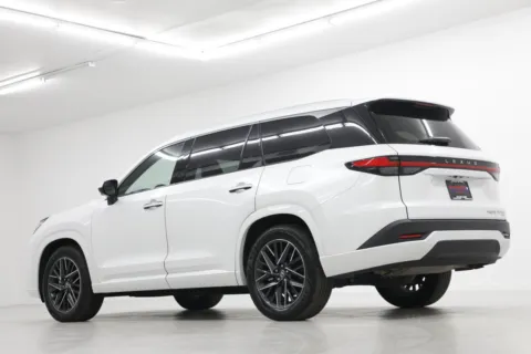 More photos of 2025 Lexus TX 350 Premium at Jim Falk Motors, MO