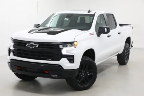 More photos of 2026 Chevrolet Silverado 1500 LT Trail Boss at Jim Falk Motors, MO