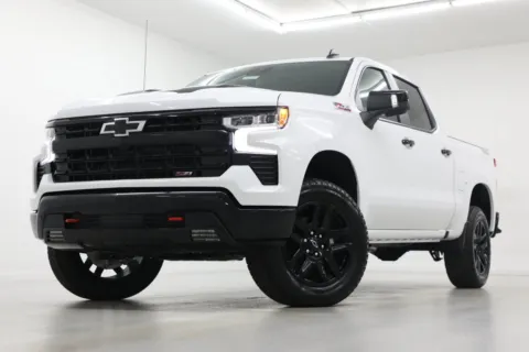 White 2026 Chevrolet Silverado 1500 LT Trail Boss for sale in Clinton, MO