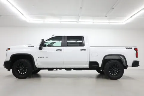 Another view of 2026 Chevrolet Silverado 2500 HD LT for sale in Clinton, MO at Jim Falk Motors