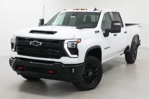 More photos of 2026 Chevrolet Silverado 2500 HD LT at Jim Falk Motors, MO