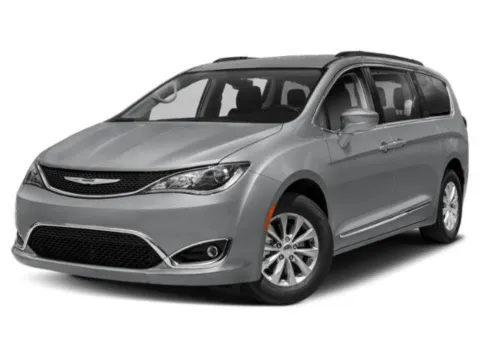 Silver 2020 Chrysler Pacifica Limited for sale in Clinton, MO