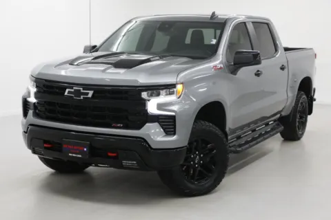 More photos of 2024 Chevrolet Silverado 1500 LT Trail Boss at Jim Falk Motors, MO