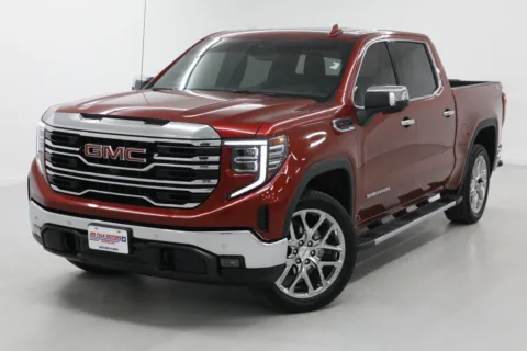 More photos of 2025 GMC Sierra 1500 SLT at Jim Falk Motors, MO