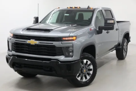 More photos of 2026 Chevrolet Silverado 2500 HD Custom at Jim Falk Motors, MO