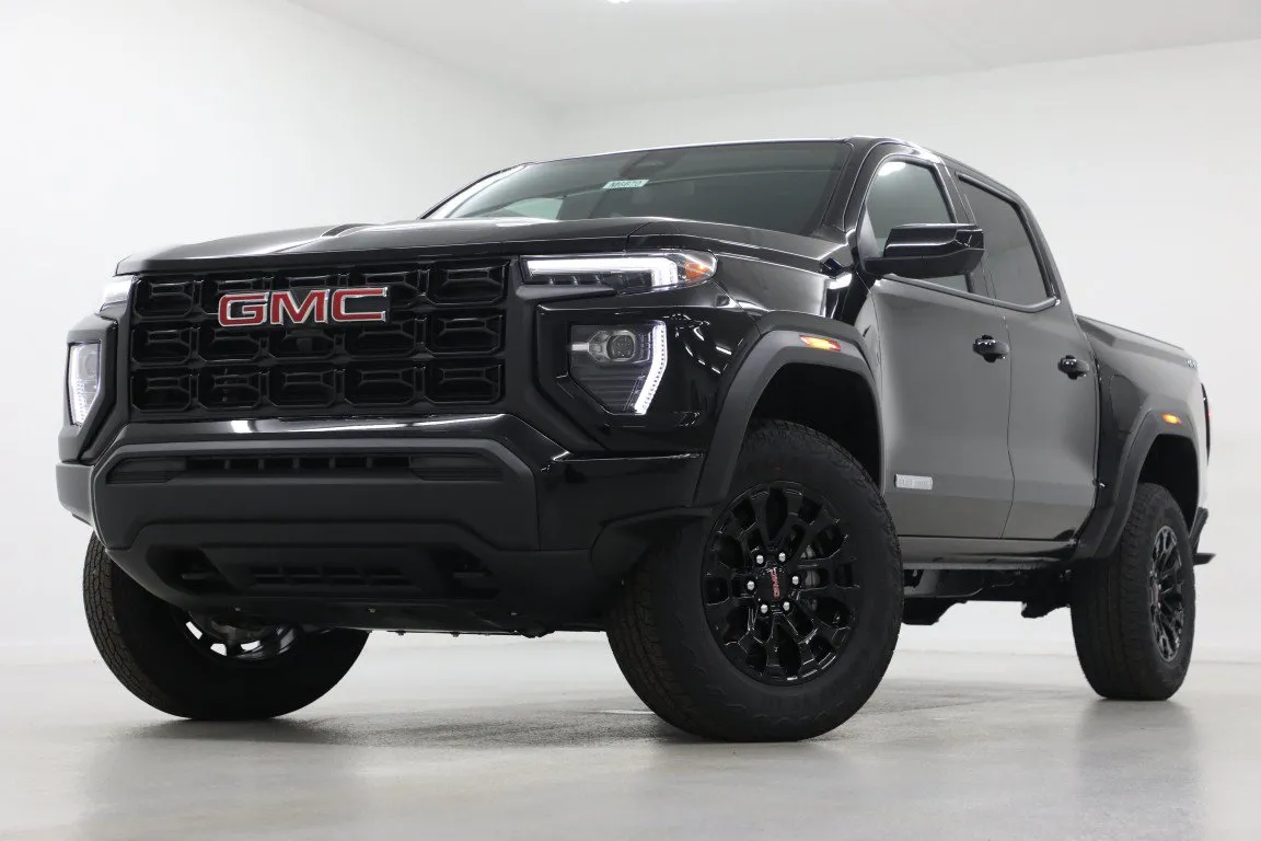 Black 2026 GMC Canyon Elevation for sale in Clinton, MO