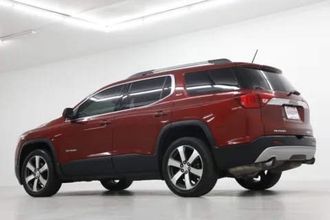 More photos of 2019 GMC Acadia SLT at Jim Falk Motors, MO