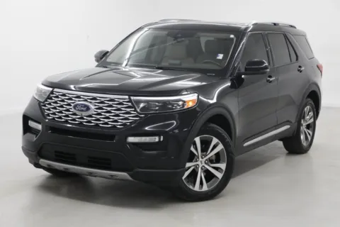 More photos of 2020 Ford Explorer Platinum at Jim Falk Motors, MO