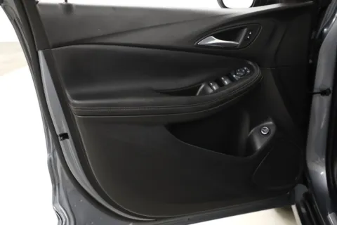 More photos of 2022 Buick Encore GX Select at Jim Falk Motors, MO