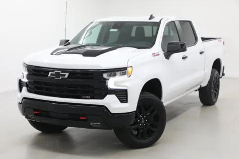 More photos of 2026 Chevrolet Silverado 1500 LT Trail Boss at Jim Falk Motors, MO