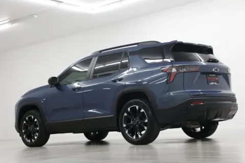More photos of 2025 Chevrolet Equinox RS at Jim Falk Motors, MO