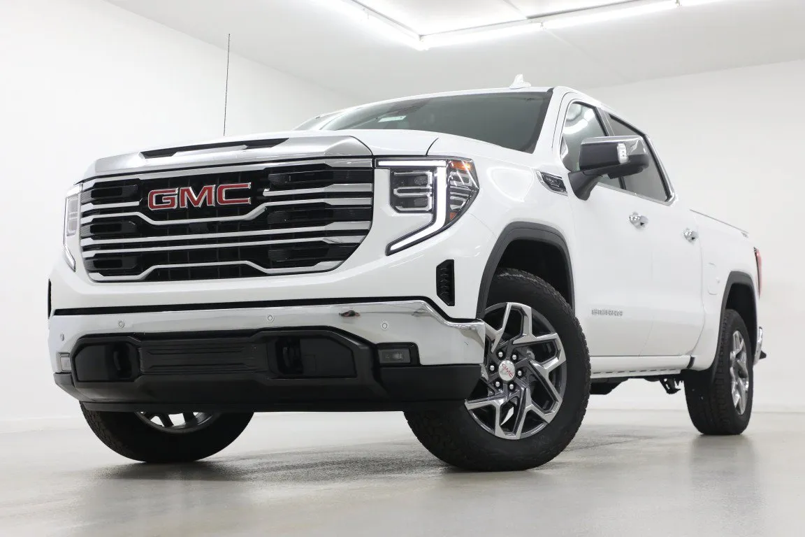 White 2026 GMC Sierra 1500 SLT for sale in Clinton, MO