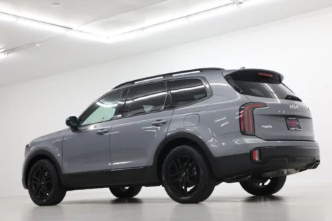 More photos of 2024 Kia Telluride SX X-Line at Jim Falk Motors, MO