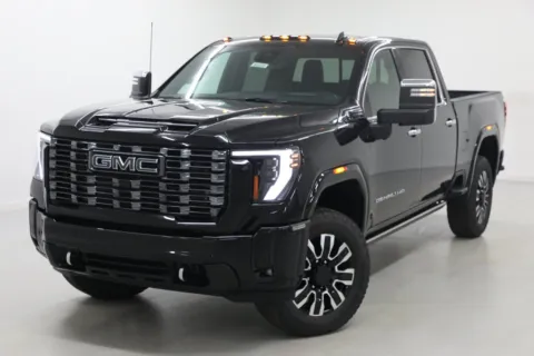 More photos of 2026 GMC Sierra 2500 HD Denali Ultimate at Jim Falk Motors, MO