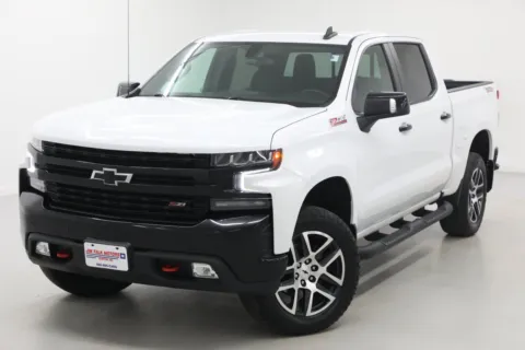 More photos of 2019 Chevrolet Silverado 1500 LT Trail Boss at Jim Falk Motors, MO