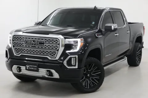 More photos of 2020 GMC Sierra 1500 Denali at Jim Falk Motors, MO