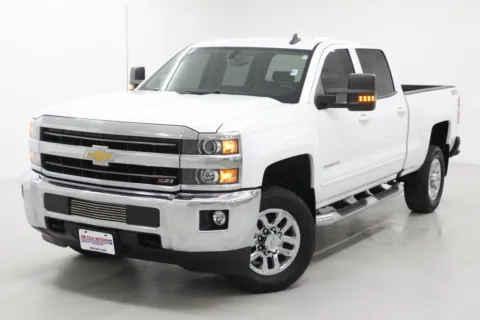 More photos of 2019 Chevrolet Silverado 2500 HD LT at Jim Falk Motors, MO