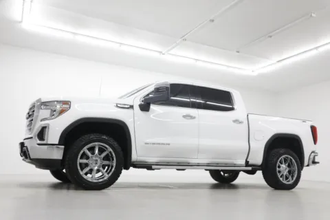 Photos of 2021 GMC Sierra 1500 SLT for sale in Clinton, MO at Jim Falk Motors
