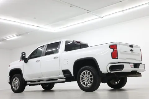 More photos of 2025 Chevrolet Silverado 2500 HD LT at Jim Falk Motors, MO