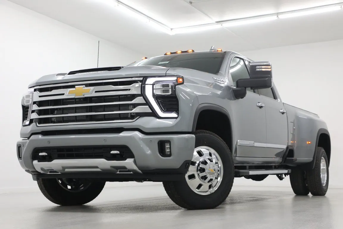 Gray 2026 Chevrolet Silverado 3500 HD DRW High Country for sale in Clinton, MO
