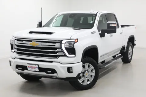 More photos of 2024 Chevrolet Silverado 2500 HD High Country at Jim Falk Motors, MO