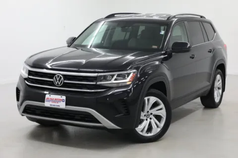 More photos of 2023 Volkswagen Atlas 3.6L V6 SE w/Technology at Jim Falk Motors, MO