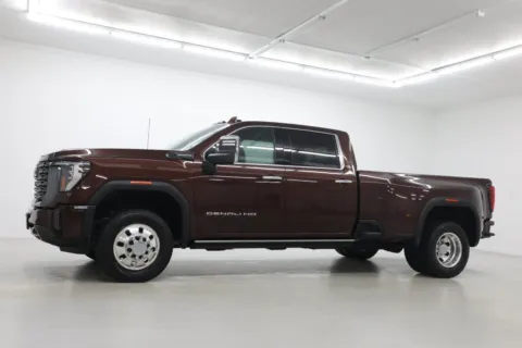Photos of 2024 GMC Sierra 3500 HD Denali Ultimate for sale in Clinton, MO at Jim Falk Motors