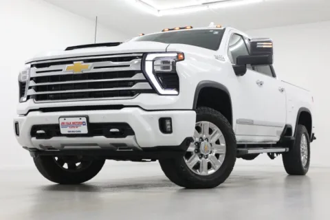 White 2024 Chevrolet Silverado 3500 HD High Country for sale in Clinton, MO