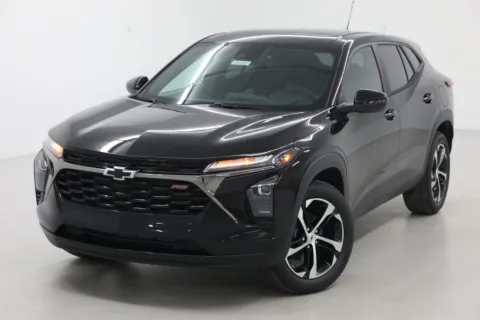 More photos of 2026 Chevrolet Trax 1RS at Jim Falk Motors, MO
