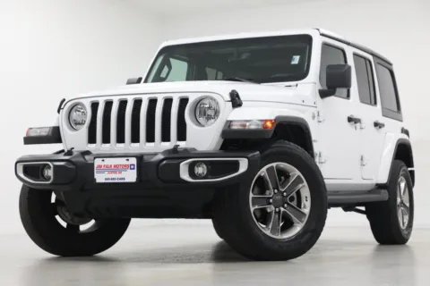 White 2022 Jeep Wrangler Unlimited Sahara for sale in Clinton, MO