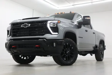 Gray 2026 Chevrolet Silverado 2500 HD LT for sale in Clinton, MO