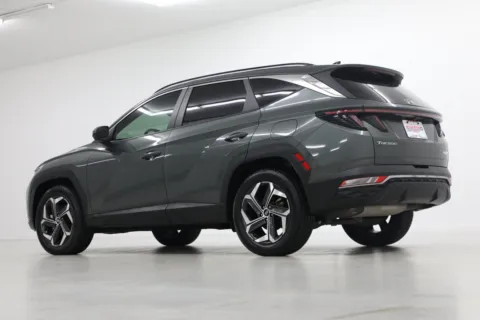 More photos of 2022 Hyundai Tucson Hybrid SEL Convenience at Jim Falk Motors, MO