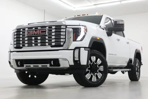 White 2025 GMC Sierra 2500 HD Denali for sale in Clinton, MO