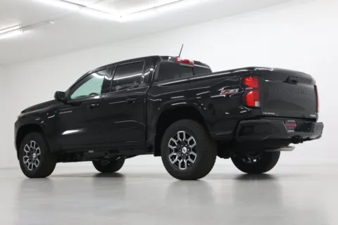 More photos of 2026 Chevrolet Colorado Z71 at Jim Falk Motors, MO