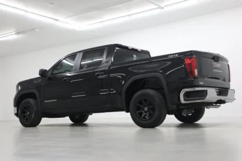 More photos of 2026 GMC Sierra 1500 Pro at Jim Falk Motors, MO