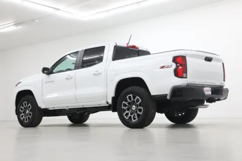 More photos of 2026 Chevrolet Colorado Z71 at Jim Falk Motors, MO
