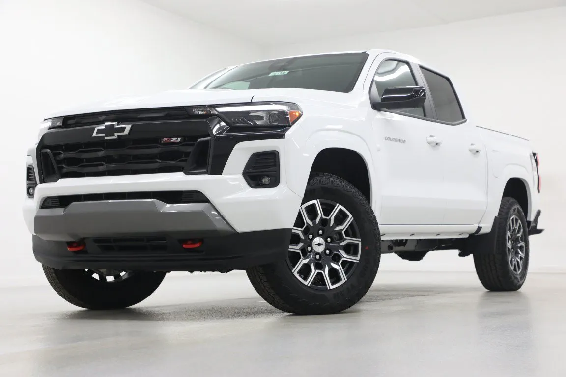 White 2026 Chevrolet Colorado Z71 for sale in Clinton, MO