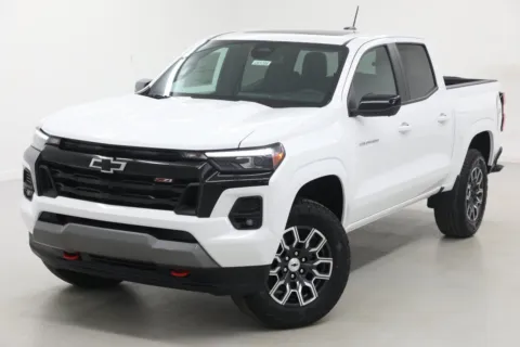 More photos of 2026 Chevrolet Colorado Z71 at Jim Falk Motors, MO