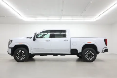 Another view of 2026 GMC Sierra 2500 HD Denali Ultimate for sale in Clinton, MO at Jim Falk Motors