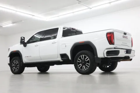 More photos of 2021 GMC Sierra 2500 HD AT4 at Jim Falk Motors, MO