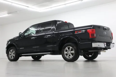 More photos of 2018 Ford F-150 LARIAT at Jim Falk Motors, MO