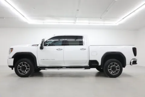 Another view of 2022 GMC Sierra 2500 HD Denali for sale in Clinton, MO at Jim Falk Motors