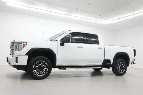Photos of 2022 GMC Sierra 2500 HD Denali for sale in Clinton, MO at Jim Falk Motors