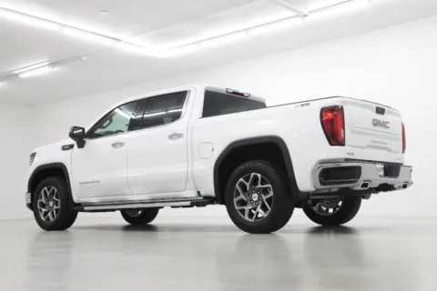More photos of 2026 GMC Sierra 1500 SLT at Jim Falk Motors, MO