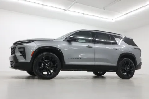 Photos of 2027 Chevrolet Traverse RS for sale in Clinton, MO at Jim Falk Motors