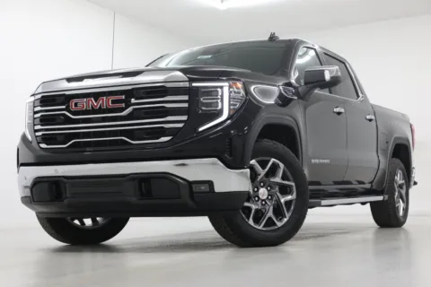 Black 2026 GMC Sierra 1500 SLT for sale in Clinton, MO