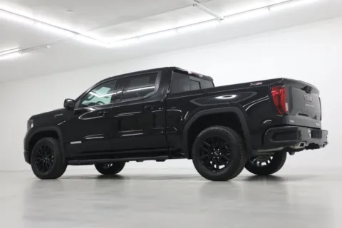 More photos of 2026 GMC Sierra 1500 Elevation at Jim Falk Motors, MO