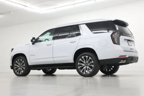 More photos of 2027 Chevrolet Tahoe High Country at Jim Falk Motors, MO