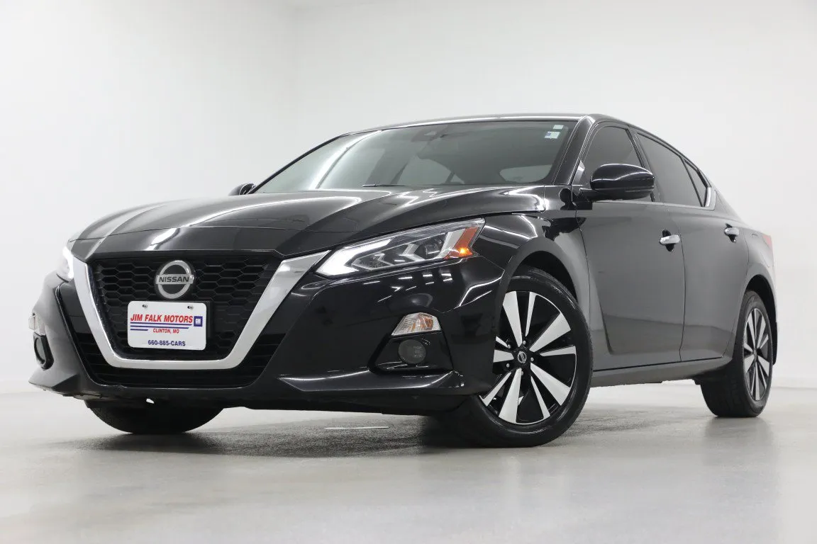 Black 2022 Nissan Altima 2.5 SL for sale in Clinton, MO